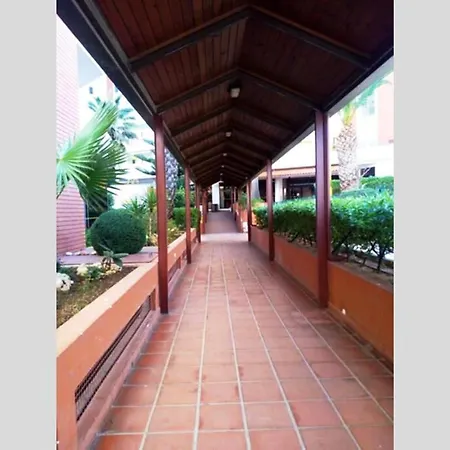Апартаменты One Bedroom At 300 M Away From The Beach With View Furnished Balcony And Wifi Портиман