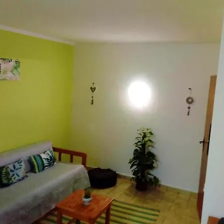 One Bedroom At 300 M Away From The Beach With View Furnished Balcony And Wifi Portimao