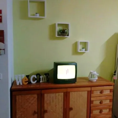 Apartment One Bedroom At 300 M Away From The Beach With View Furnished Balcony And Wifi