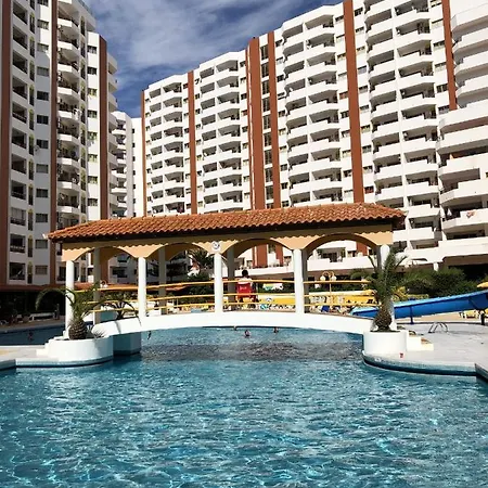 Apartment One Bedroom At 300 M Away From The Beach With View Furnished Balcony And Wifi Portimao